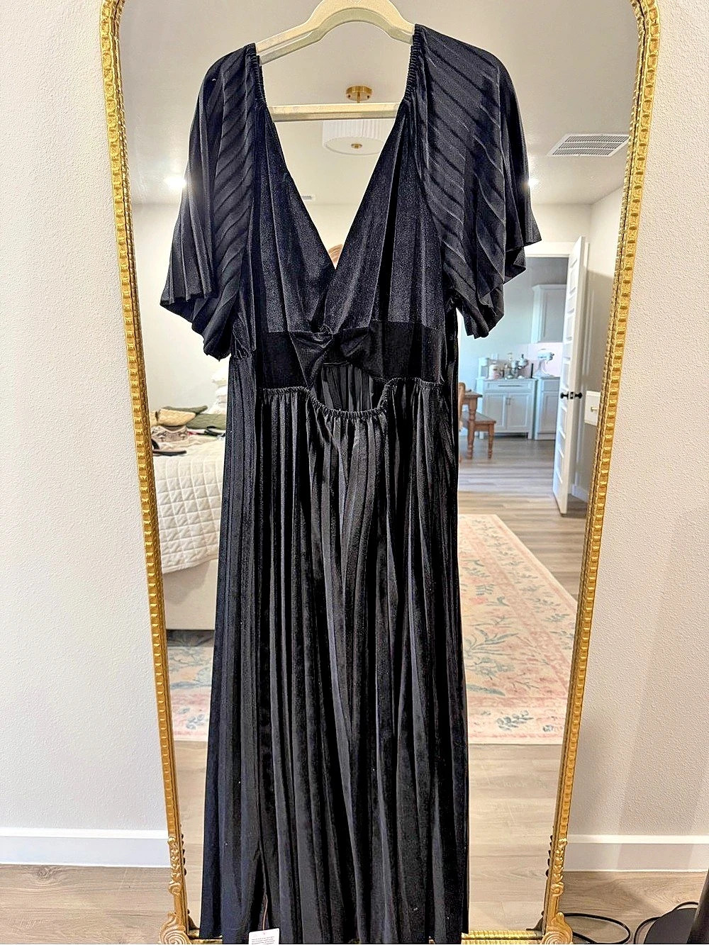 NWT ASOS Pleated Velvet Maxi Dress US 24 - Picture 2 of 6